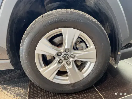 TOYOTA RAV4 V - voiture d'occasion - Photo 8