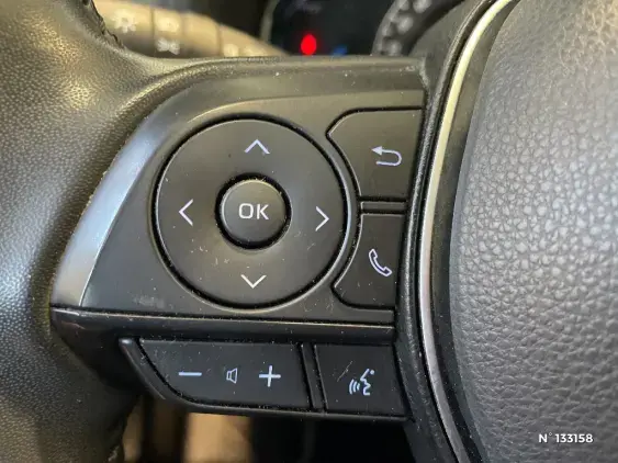 TOYOTA RAV4 V - voiture d'occasion - Photo 38