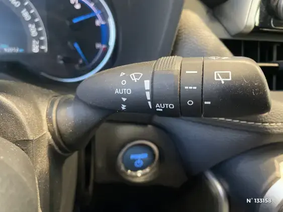 TOYOTA RAV4 V - voiture d'occasion - Photo 39