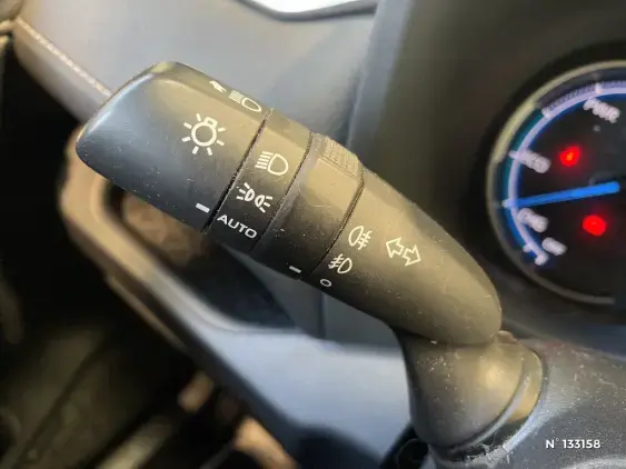 TOYOTA RAV4 V - voiture d'occasion - Photo 40