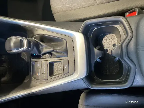 TOYOTA RAV4 V - voiture d'occasion - Photo 41