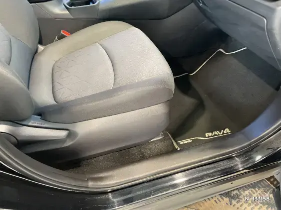 TOYOTA RAV4 V - voiture d'occasion - Photo 26