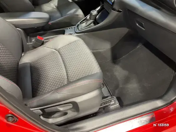 TOYOTA YARIS IV - voiture d'occasion - Photo 26