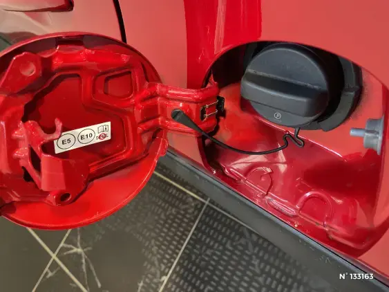 TOYOTA YARIS CROSS I - voiture d'occasion - Photo 30