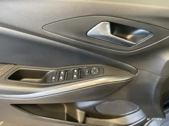 OPEL GRANDLAND X - voiture d'occasion - Photo 31
