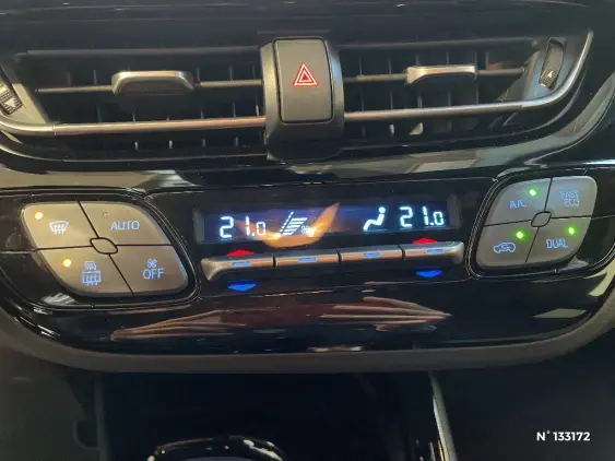 TOYOTA C-HR - voiture d'occasion - Photo 37