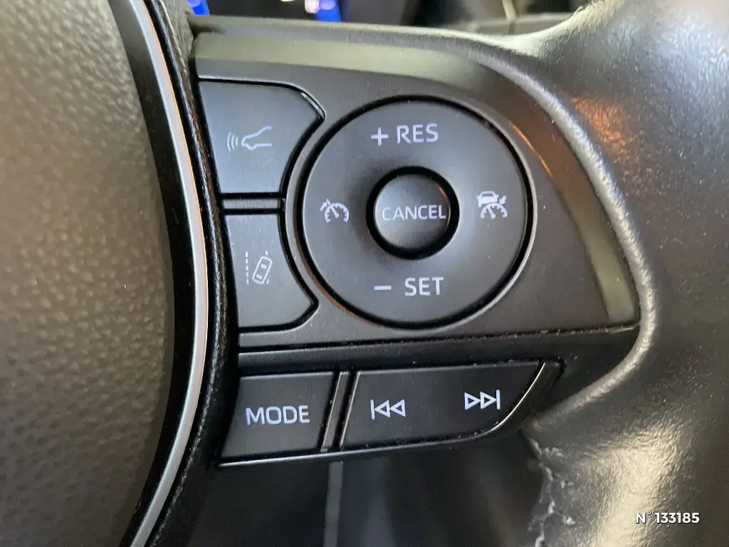 TOYOTA COROLLA XII - Miniature 18