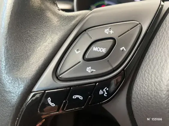 TOYOTA C-HR - voiture d'occasion - Photo 32