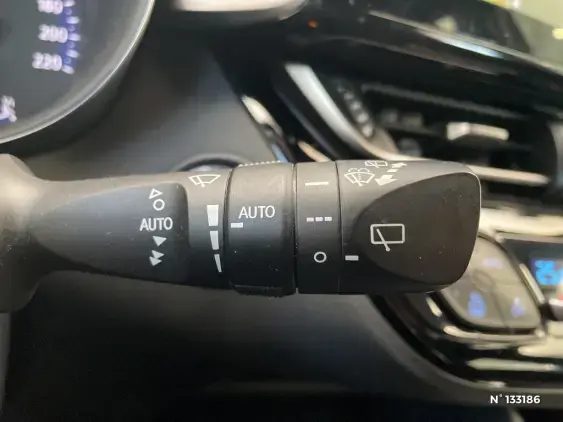 TOYOTA C-HR - voiture d'occasion - Photo 35