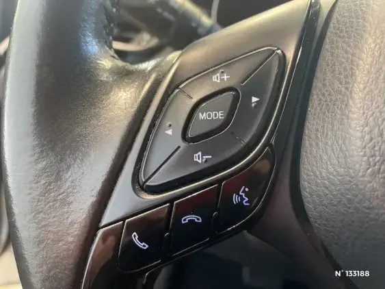 TOYOTA C-HR - voiture d'occasion - Photo 32