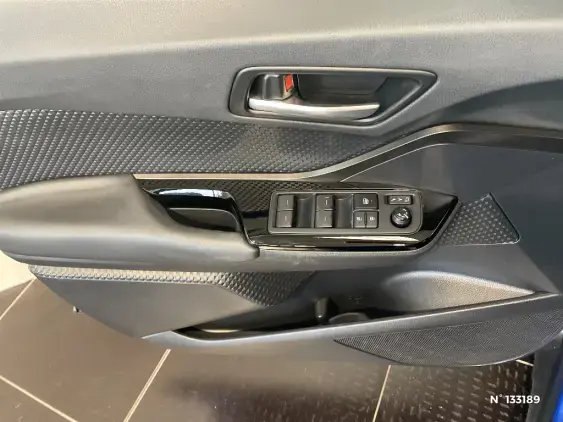 TOYOTA C-HR - voiture d'occasion - Photo 31