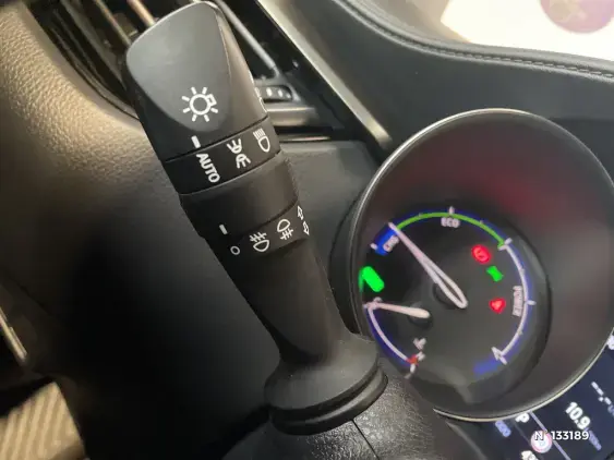 TOYOTA C-HR - voiture d'occasion - Photo 34