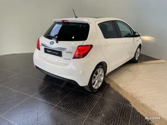 TOYOTA YARIS III - voiture d'occasion - Photo 4