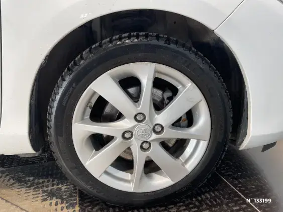 TOYOTA YARIS III - voiture d'occasion - Photo 8