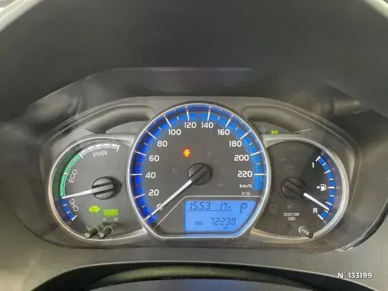 TOYOTA YARIS III - voiture d'occasion - Photo 12