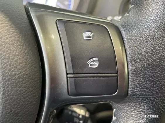 TOYOTA YARIS III - voiture d'occasion - Photo 37