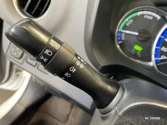 TOYOTA YARIS III - voiture d'occasion - Photo 39