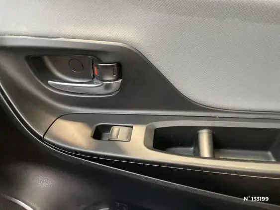 TOYOTA YARIS III - voiture d'occasion - Photo 40