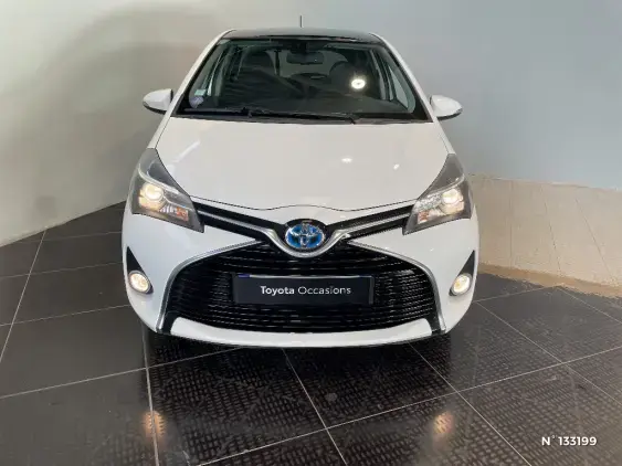 TOYOTA YARIS III - voiture d'occasion - Photo 3