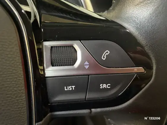 PEUGEOT 2008 II - voiture d'occasion - Photo 32