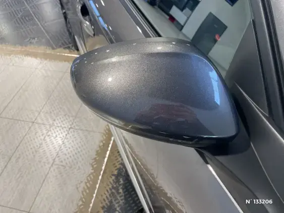 PEUGEOT 2008 II - voiture d'occasion - Photo 44