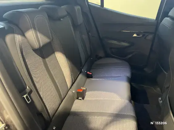 PEUGEOT 2008 II - voiture d'occasion - Photo 11