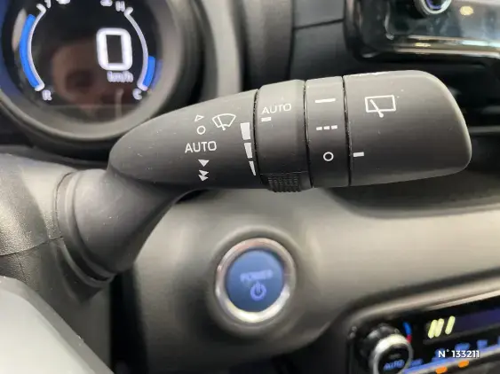 TOYOTA YARIS IV - voiture d'occasion - Photo 39