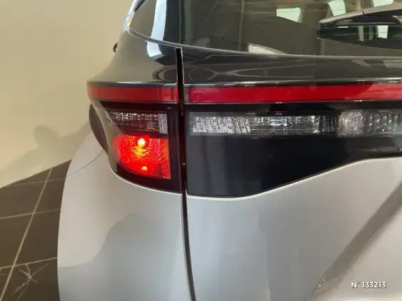 TOYOTA YARIS CROSS I - voiture d'occasion - Photo 26