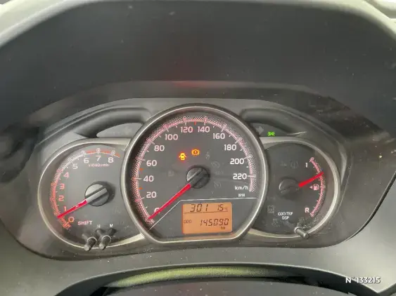 TOYOTA YARIS III - voiture d'occasion - Photo 12