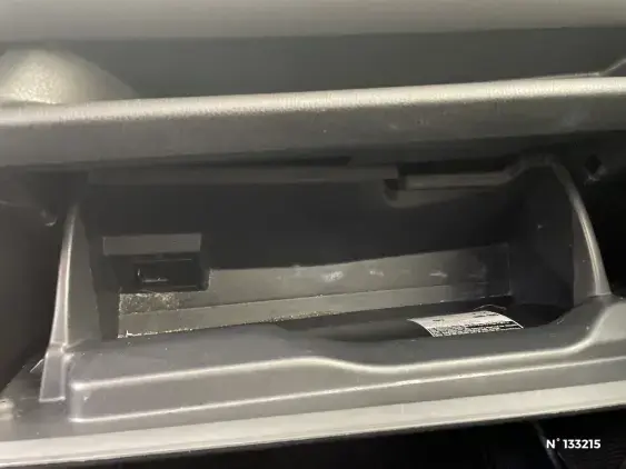 TOYOTA YARIS III - voiture d'occasion - Photo 42