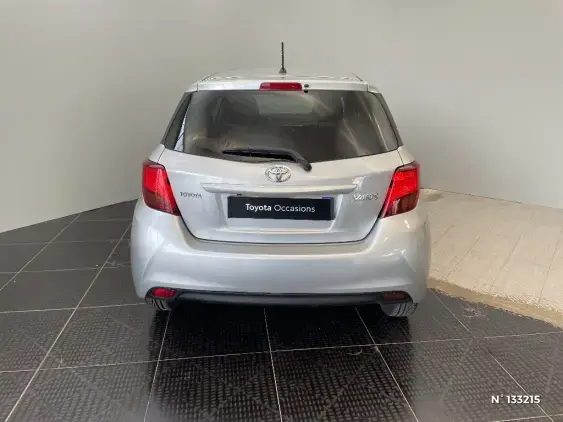 TOYOTA YARIS III - voiture d'occasion - Photo 6