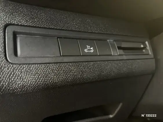 PEUGEOT 3008 II - voiture d'occasion - Photo 15