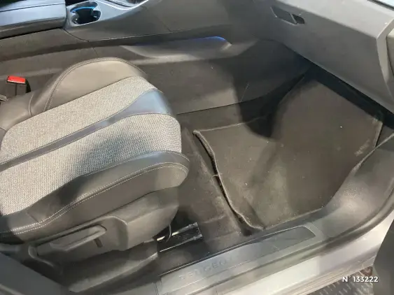 PEUGEOT 3008 II - voiture d'occasion - Photo 26