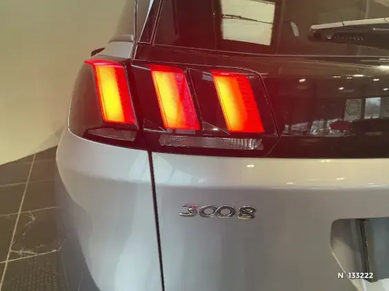 PEUGEOT 3008 II - voiture d'occasion - Photo 29