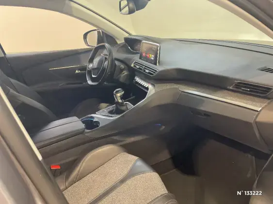 PEUGEOT 3008 II - voiture d'occasion - Photo 10