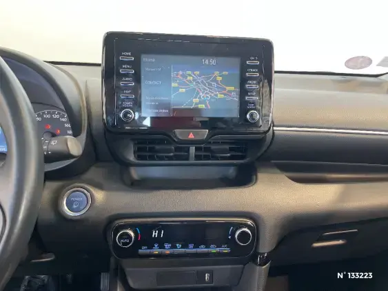 TOYOTA YARIS IV - voiture d'occasion - Photo 13