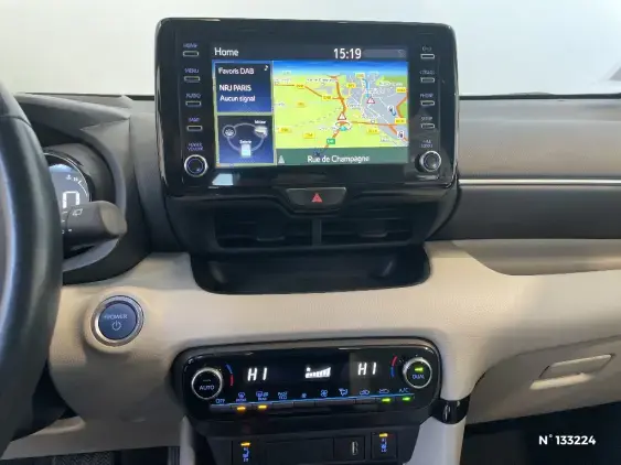 TOYOTA YARIS IV - voiture d'occasion - Photo 13