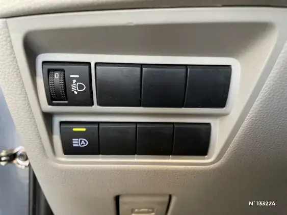 TOYOTA YARIS IV - voiture d'occasion - Photo 15