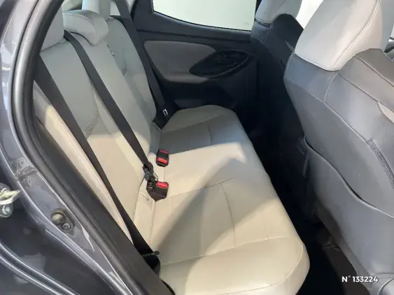 TOYOTA YARIS IV - voiture d'occasion - Photo 11