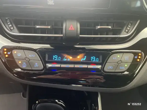 TOYOTA C-HR - voiture d'occasion - Photo 31