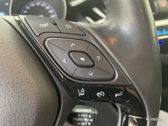 TOYOTA C-HR - voiture d'occasion - Photo 38