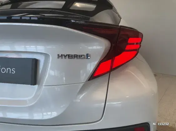 TOYOTA C-HR - voiture d'occasion - Photo 30