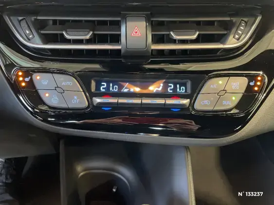 TOYOTA C-HR - voiture d'occasion - Photo 31