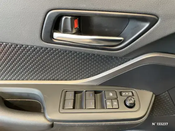 TOYOTA C-HR - voiture d'occasion - Photo 36