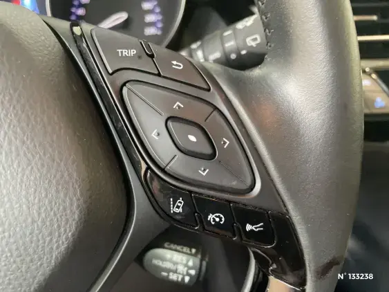 TOYOTA C-HR - voiture d'occasion - Photo 38