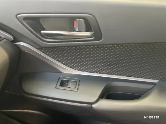 TOYOTA C-HR - voiture d'occasion - Photo 35