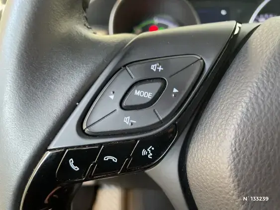 TOYOTA C-HR - voiture d'occasion - Photo 38