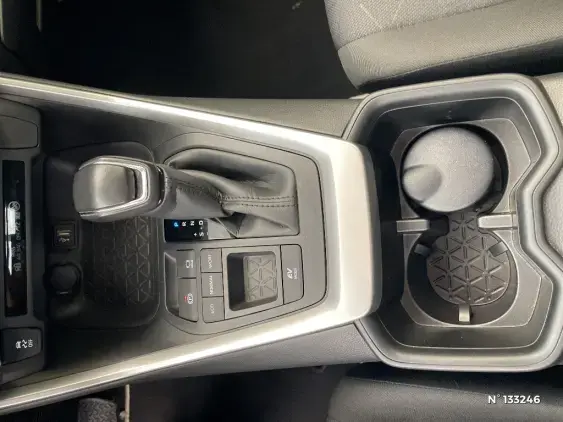 TOYOTA RAV4 V - voiture d'occasion - Photo 40