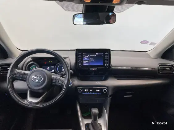TOYOTA YARIS IV - voiture d'occasion - Photo 9