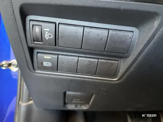 TOYOTA YARIS IV - voiture d'occasion - Photo 15